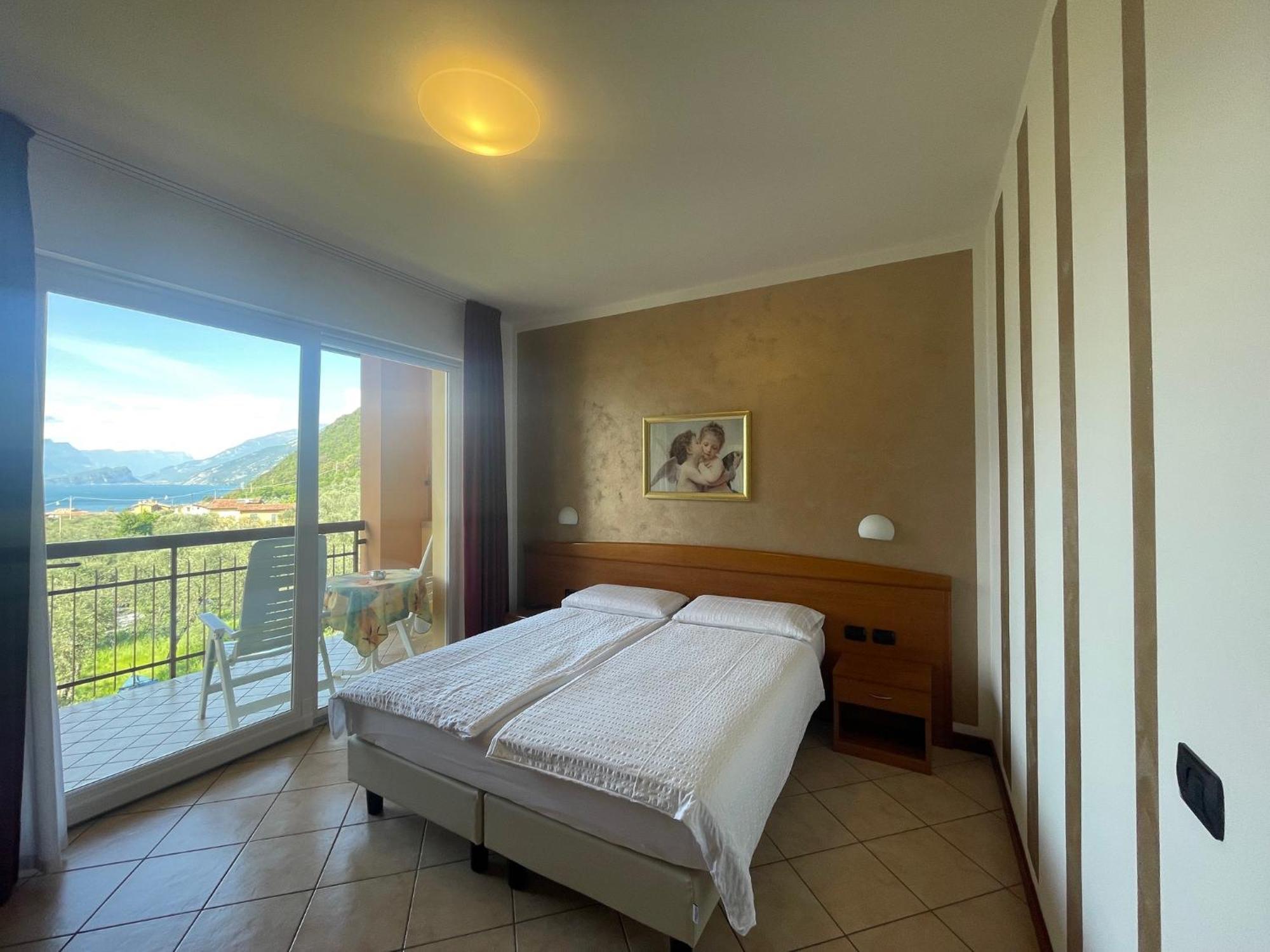 Hotel Casa Chincarini Malcesine Exterior photo
